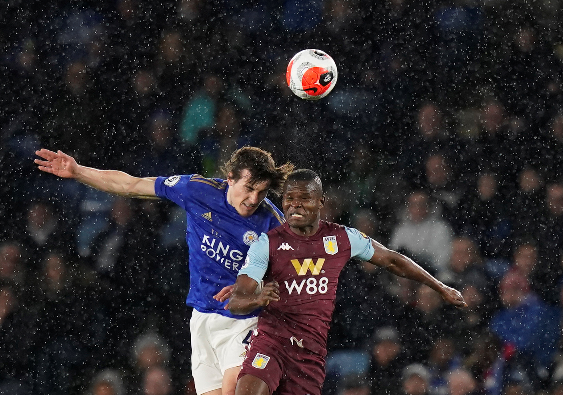 由于持续作 由于持续作